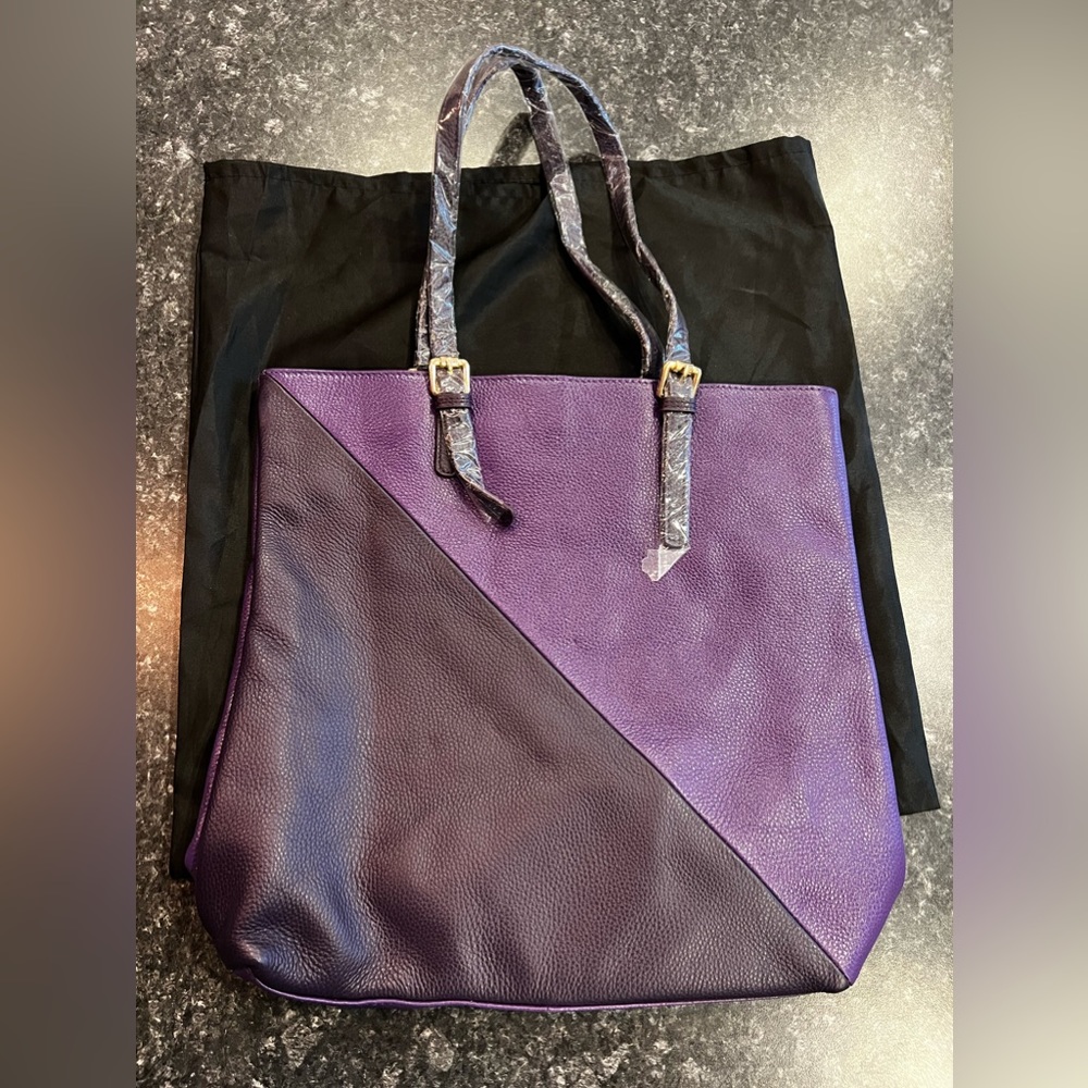 Michelle vale tote